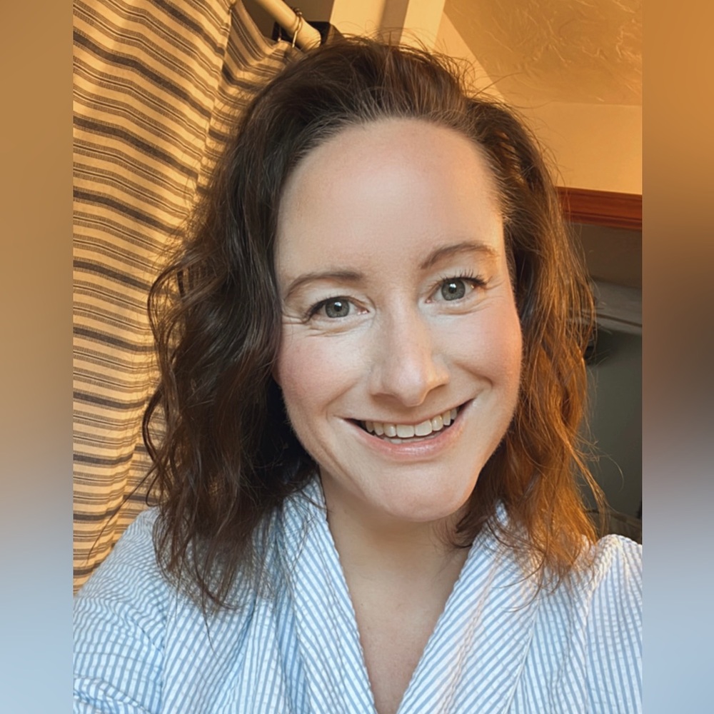 Meet your Posher, Moira